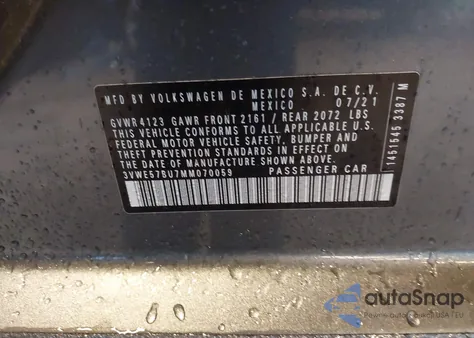 2021 Volkswagen Jetta 1.4T Sel z USA, uszkodzony, nr VIN 3VWE57BU7MM070059